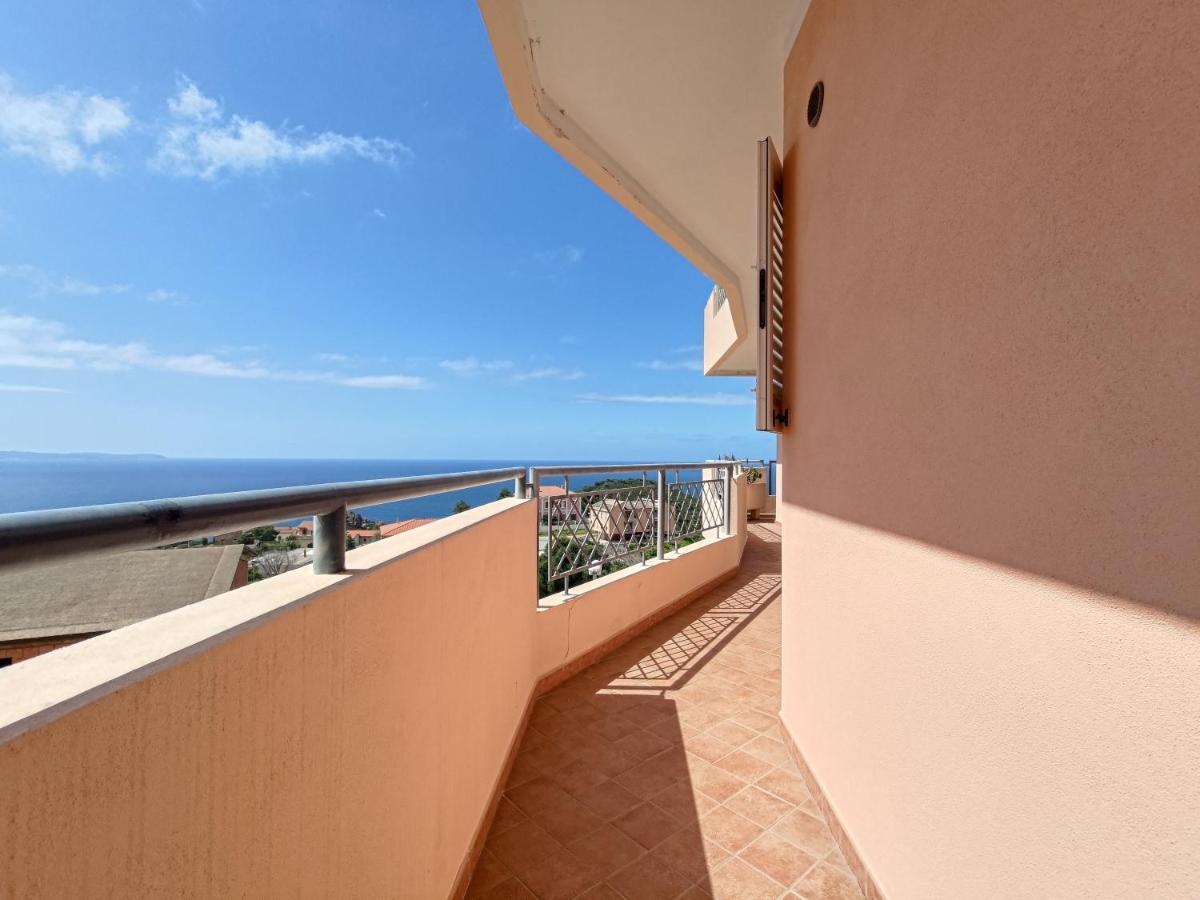 Ferienwohnung Splendida Vista Sul Mare Nebida Exterior foto